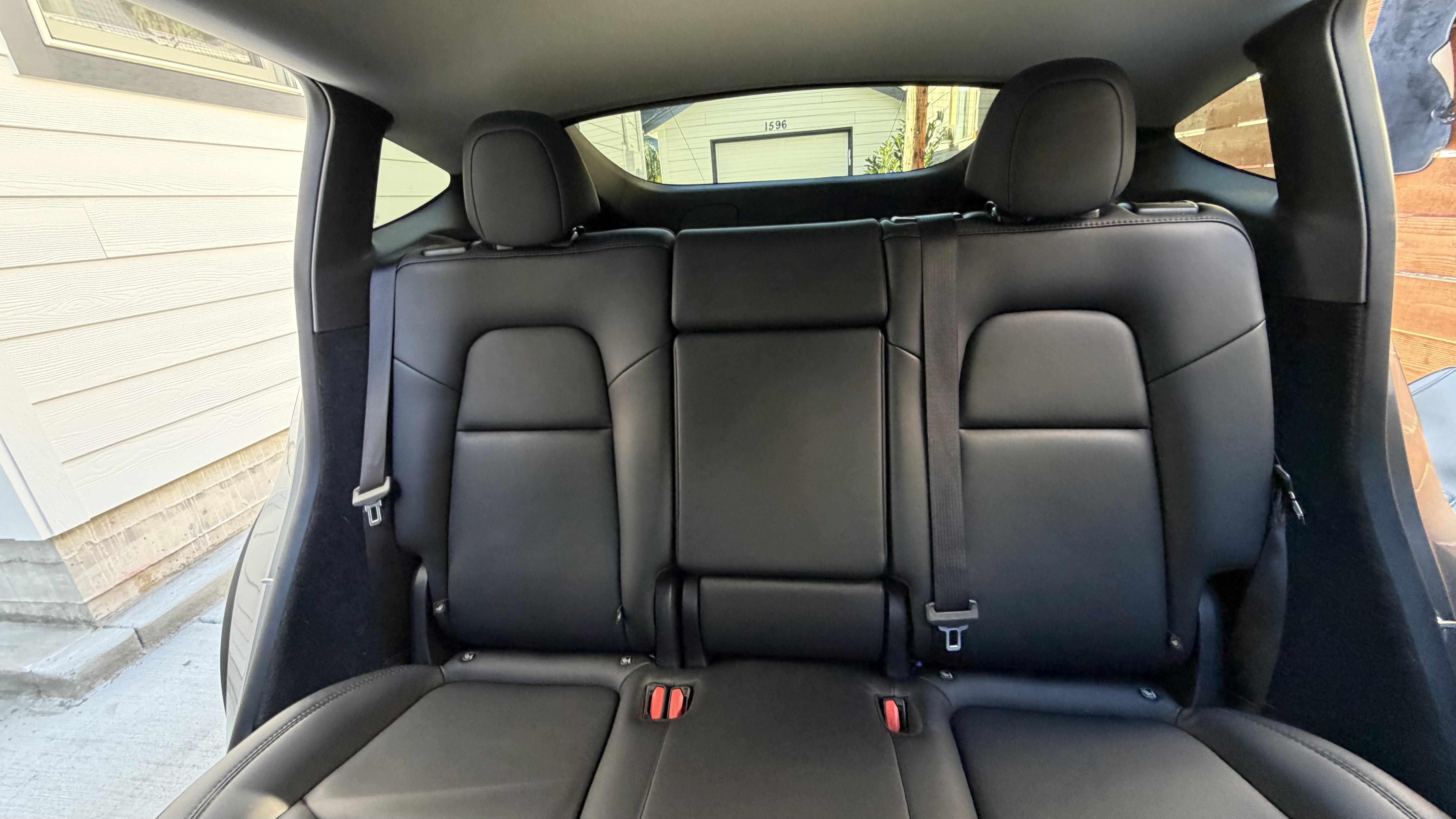 Used 2025 Tesla Model Y Long Range AWD/4WD image 10