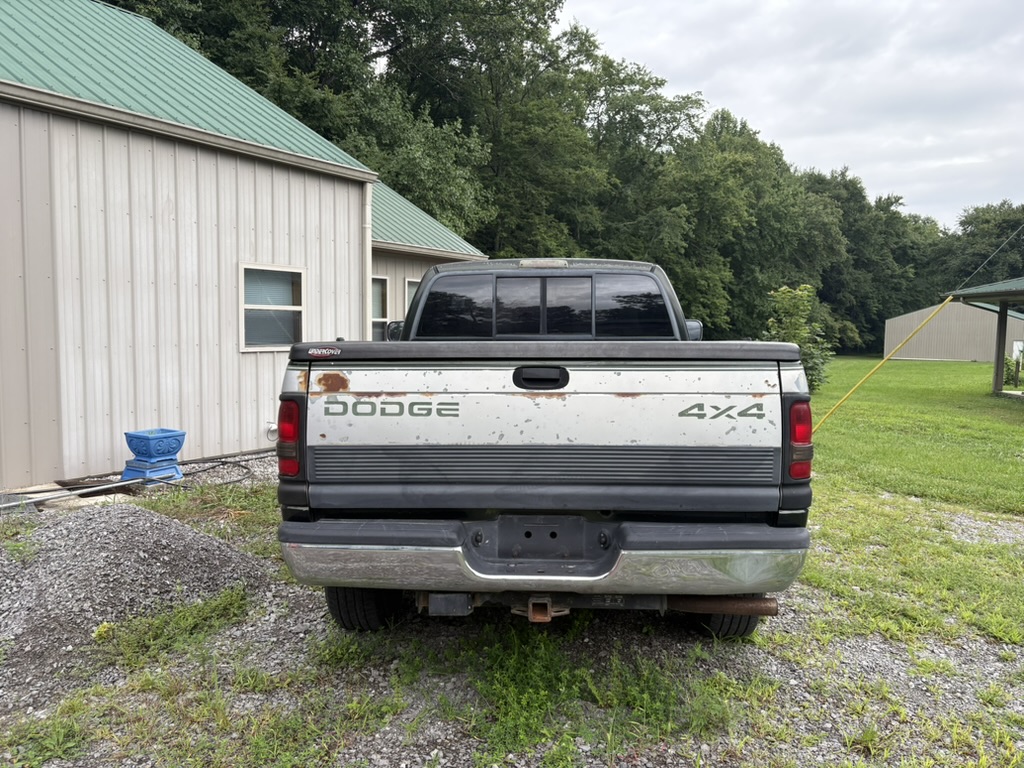 Used 1997 Dodge Ram 1500 Truck 4x4 Regular Cab image 5