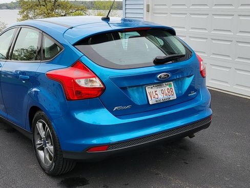 Used 2014 Ford Focus SE w/ SE Sport Package image 5