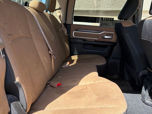 Used 2019 RAM 2500 Big Horn image 14