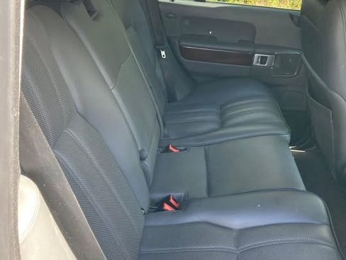 Used 2007 Land Rover Range Rover HSE image 10