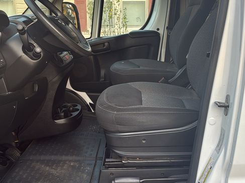 Used 2015 RAM ProMaster 1500 w/ Interior Convenience Group image 4