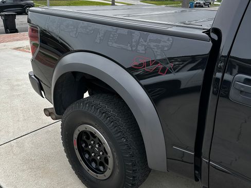 Used 2014 Ford F150 Raptor w/ Equipment Group 801A Luxury image 6