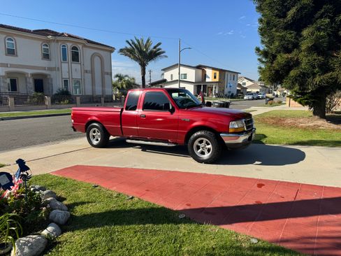Used 1999 Ford Ranger 2WD SuperCab image 2