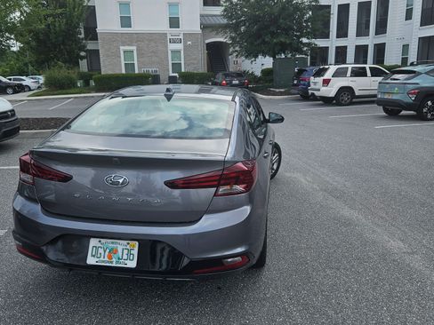 Used 2020 Hyundai Elantra SEL w/ Cargo Package (C1) FWD image 6
