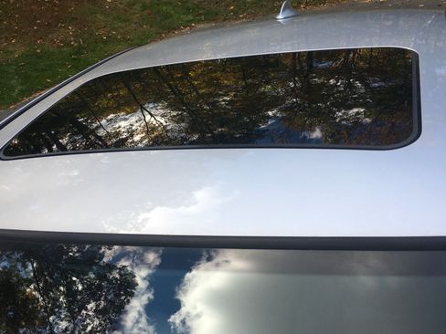 Used 2010 BMW 328i xDrive Sedan image 16