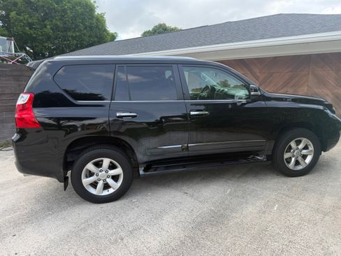 Used 2013 Lexus GX 460 AWD/4WD image 8