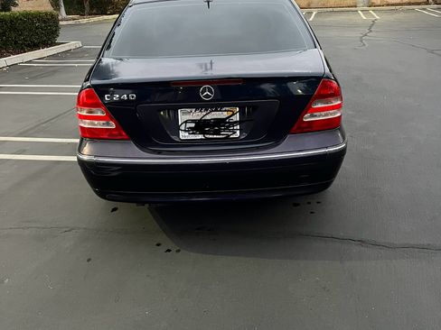 Used 2002 Mercedes-Benz C 240 Sedan image 6