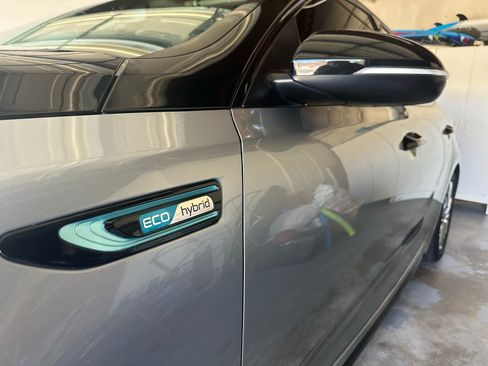 Used 2017 Kia Optima EX w/ Technology Package image 18