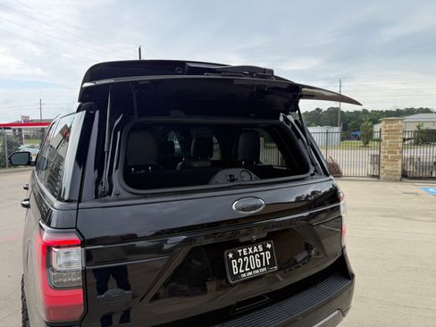 Used 2021 Ford Expedition King Ranch image 6