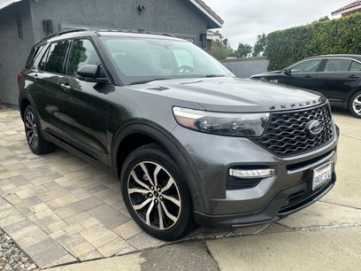 Used 2020 Ford Explorer ST w/ Premium Technology Package