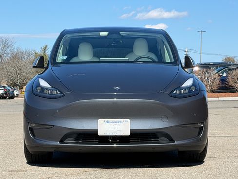 Used 2022 Tesla Model Y Performance image 5