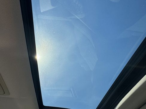 Used 2019 Honda Accord EX-L image 4