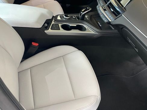 Used 2021 Cadillac CT4 Premium Luxury image 5