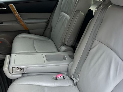 Used 2009 Toyota Highlander Limited image 29