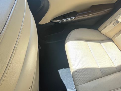 Used 2013 Toyota Avalon Limited image 24