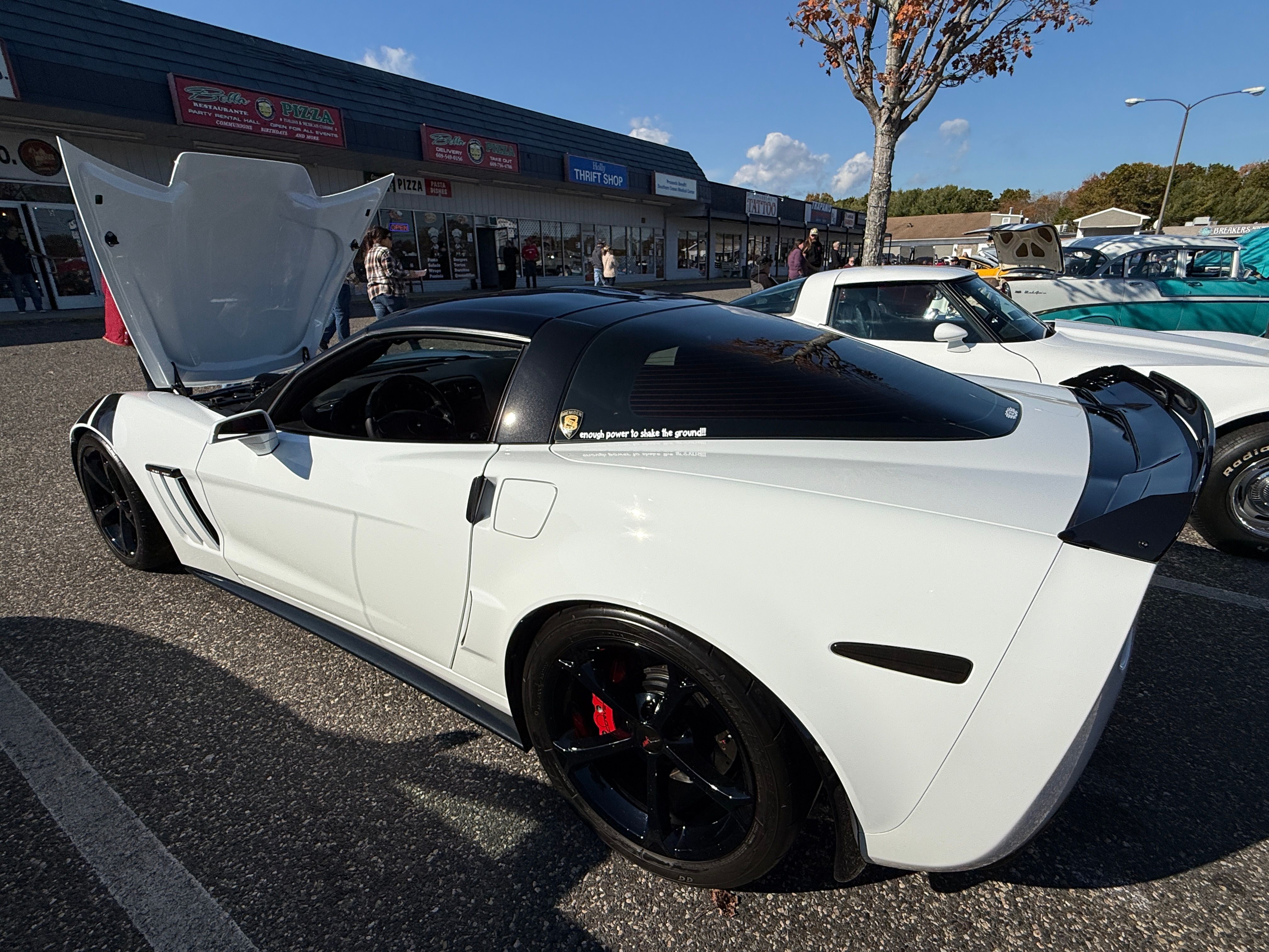 Used 2013 Chevrolet Corvette Grand Sport w/ 2LT Preferred Equipment Group RWD image 32