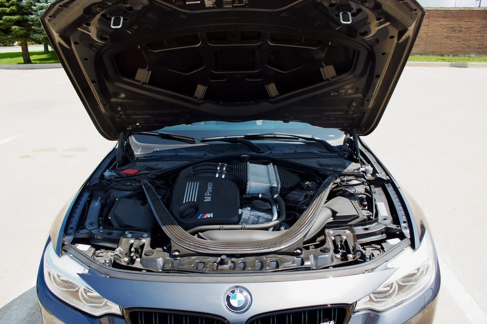 Used 2015 BMW M4 Convertible RWD image 10