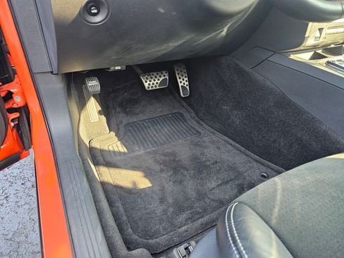 Used 2008 Dodge Challenger SRT8 RWD image 11