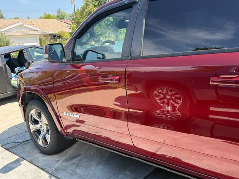 Used 2019 RAM 1500 Laramie image 11