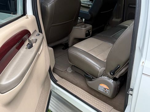 Used 2003 Ford Excursion Eddie Bauer AWD/4WD image 9