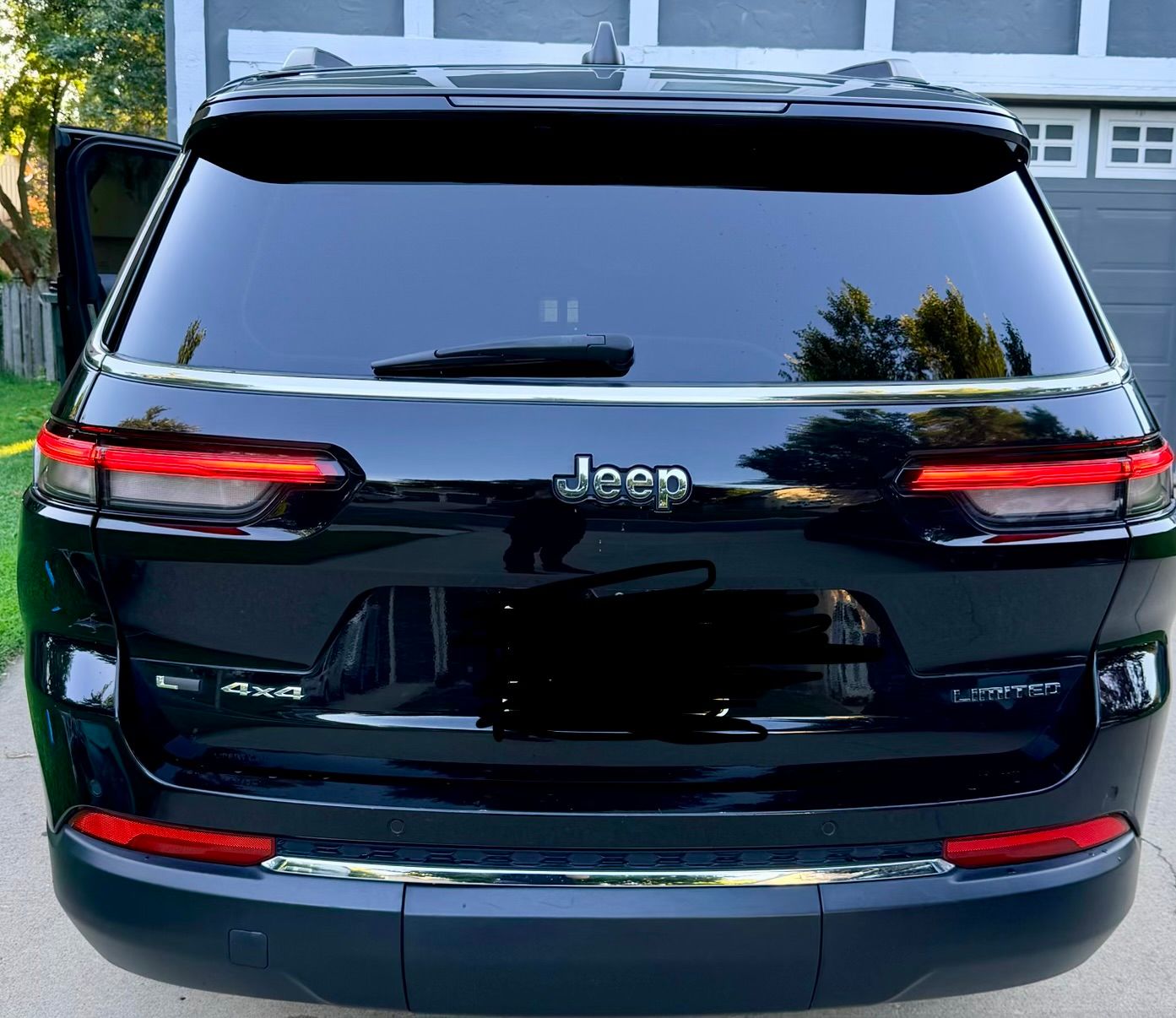 Used 2021 Jeep Grand Cherokee L Limited AWD/4WD image 5