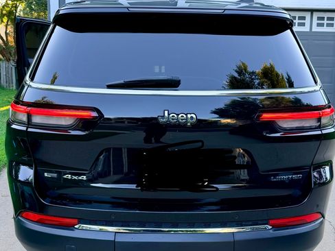 Used 2021 Jeep Grand Cherokee L Limited AWD/4WD image 5
