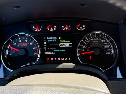 Used 2014 Ford F150 FX4 w/ Equipment Group 402A Luxury image 10