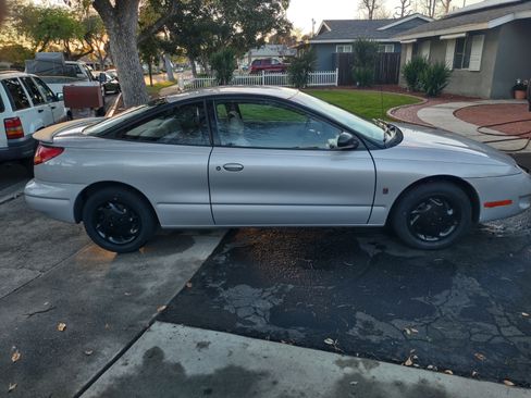 Used 1999 Saturn S-Series SC2 image 8