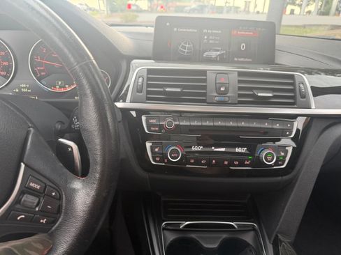 Used 2018 BMW 330i xDrive Sedan w/ Convenience Package AWD/4WD image 9