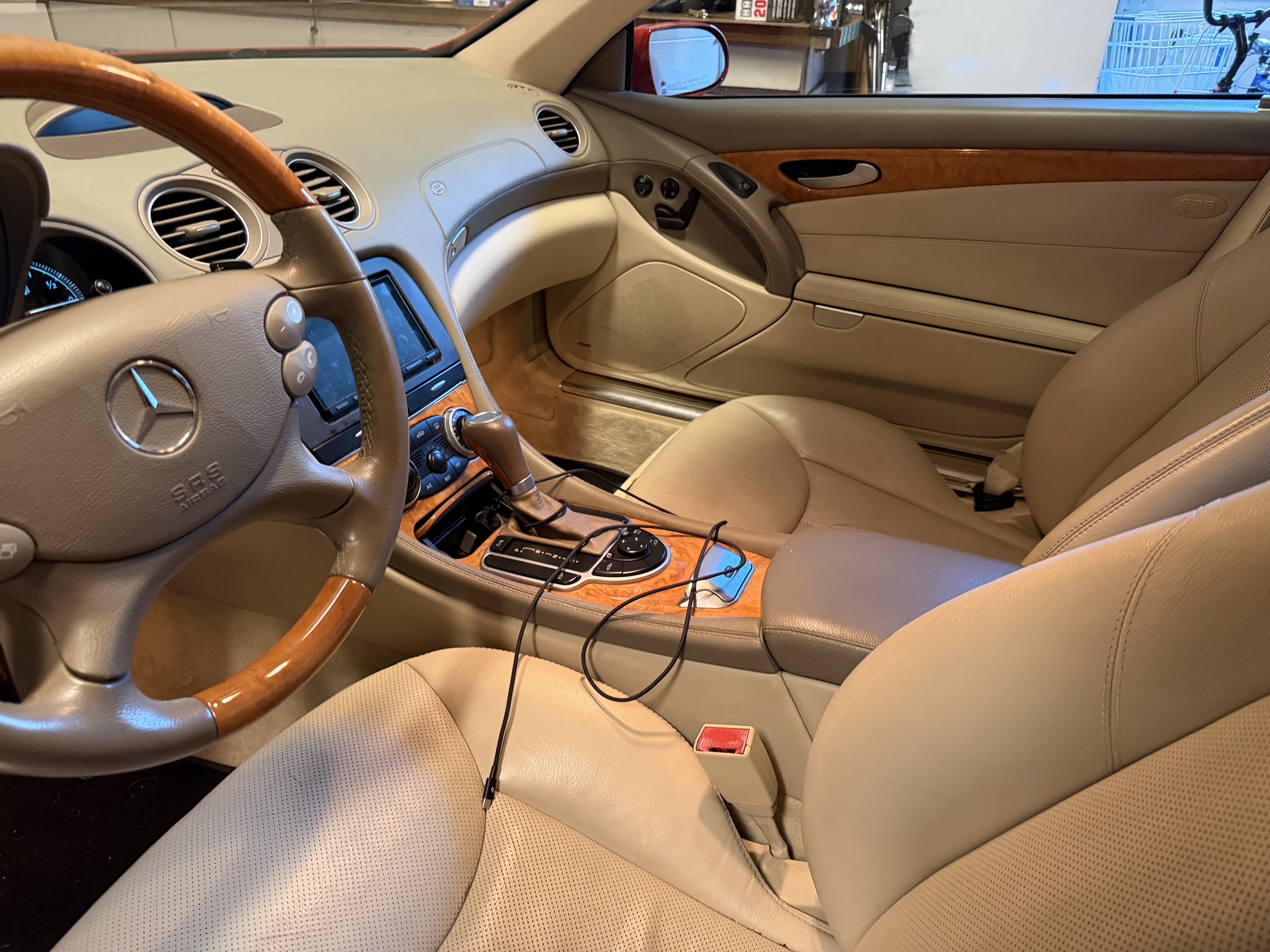 Used 2007 Mercedes-Benz SL 550 image 6