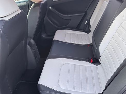 Used 2016 Volkswagen Jetta Sport FWD image 16