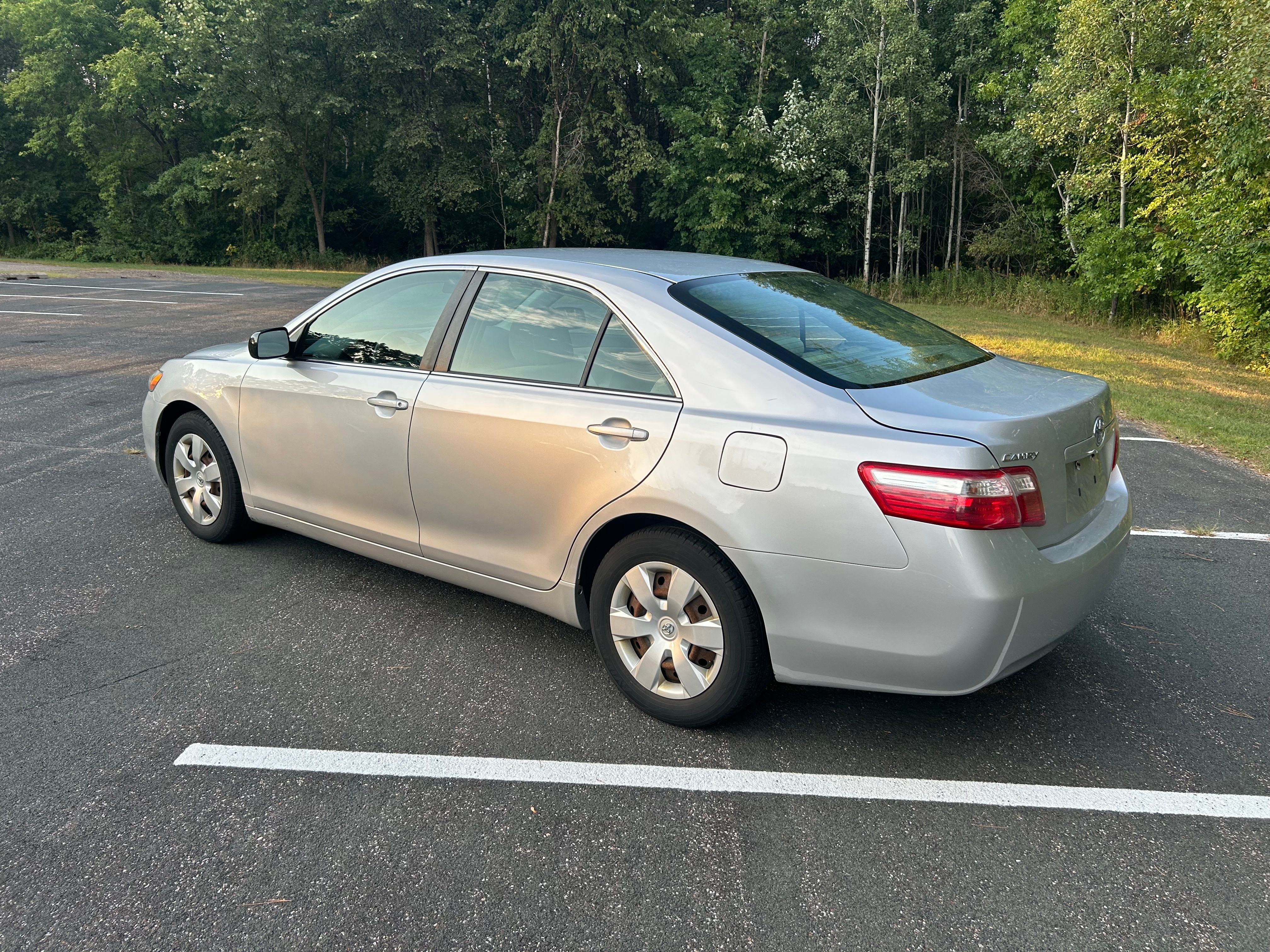Used 2009 Toyota Camry SE FWD image 6