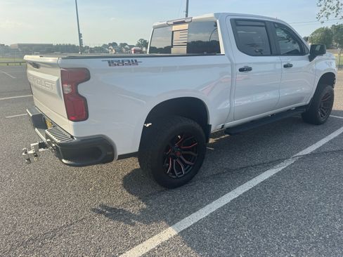 Used 2019 Chevrolet Silverado 1500 LT Trail Boss AWD/4WD image 14