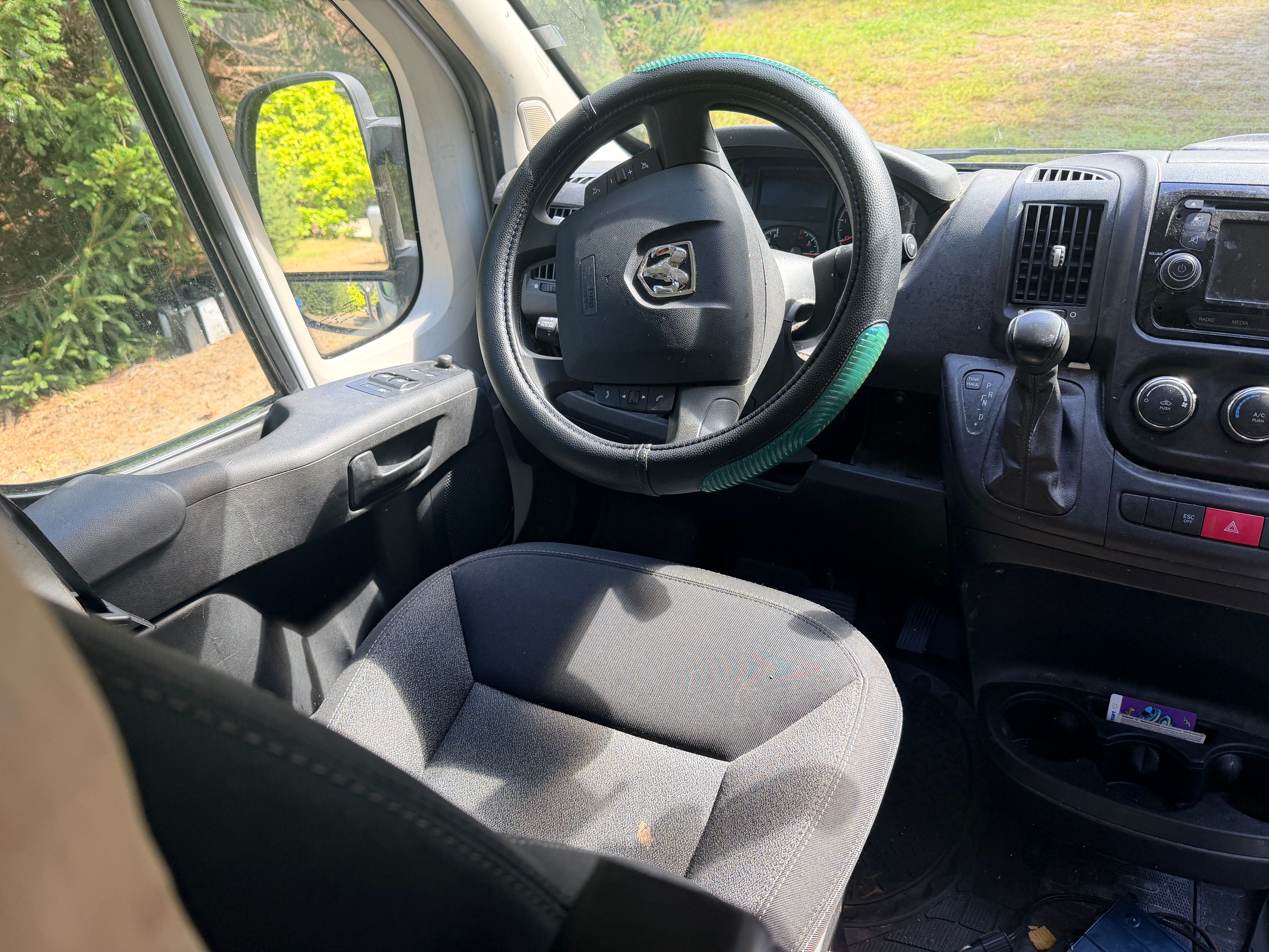 Used 2017 RAM ProMaster 2500 w/ Interior Convenience Group FWD image 14