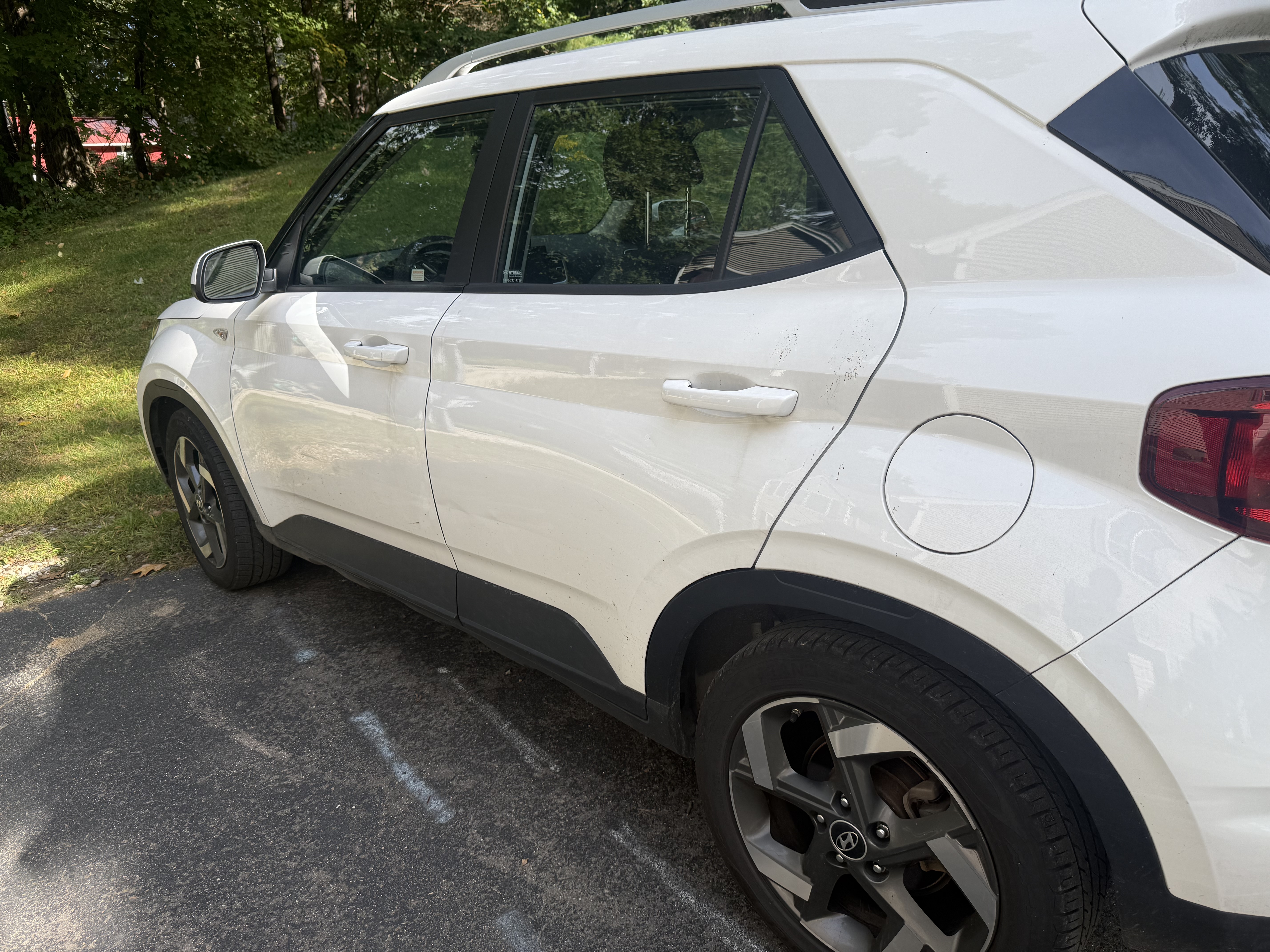 Used 2023 Hyundai Venue SEL w/ Cargo Package FWD image 10