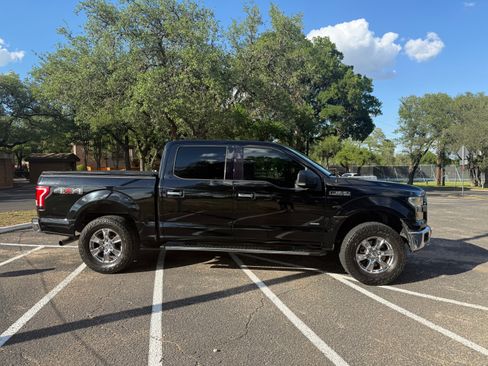 Used 2016 Ford F150 XLT w/ Equipment Group 302A Luxury image 10
