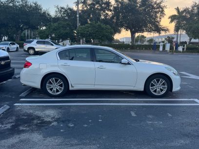 Used 2011 INFINITI G25 x