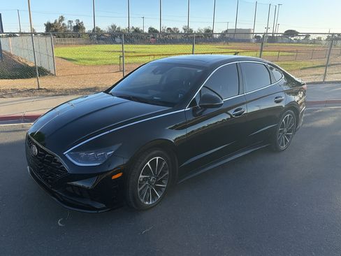 Used 2022 Hyundai Sonata Limited image 2