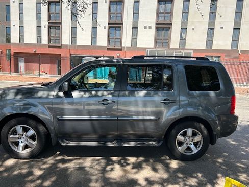 Used 2009 Honda Pilot EX-L image 16