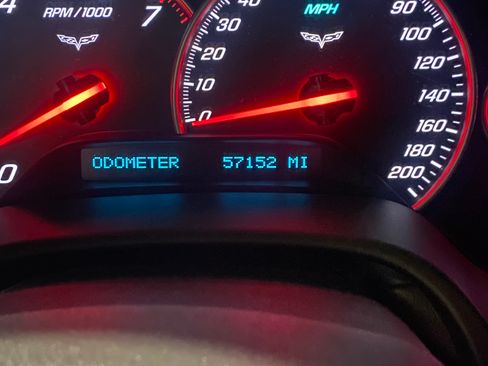 Used 2005 Chevrolet Corvette Coupe w/ Preferred Equipment Group image 20