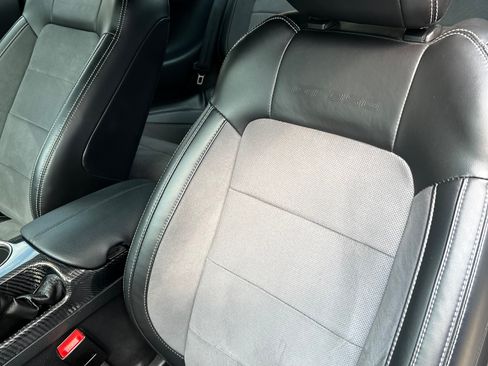 Used 2019 Ford Mustang Shelby GT350 w/ Technology Package RWD image 28