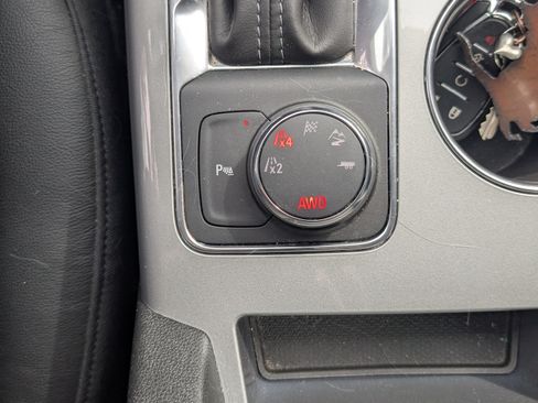 Used 2019 Chevrolet Blazer LT w/ Sun and Wheels Package image 8