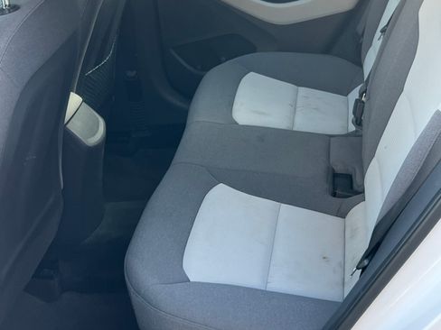 Used 2020 Hyundai Ioniq SE image 8