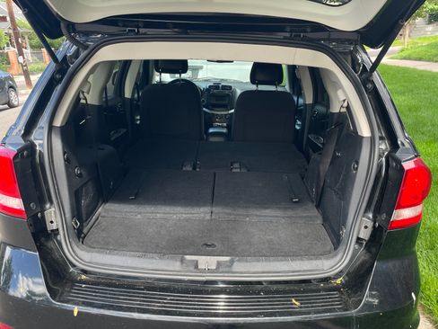 Used 2019 Dodge Journey SE w/ Connectivity Group image 11