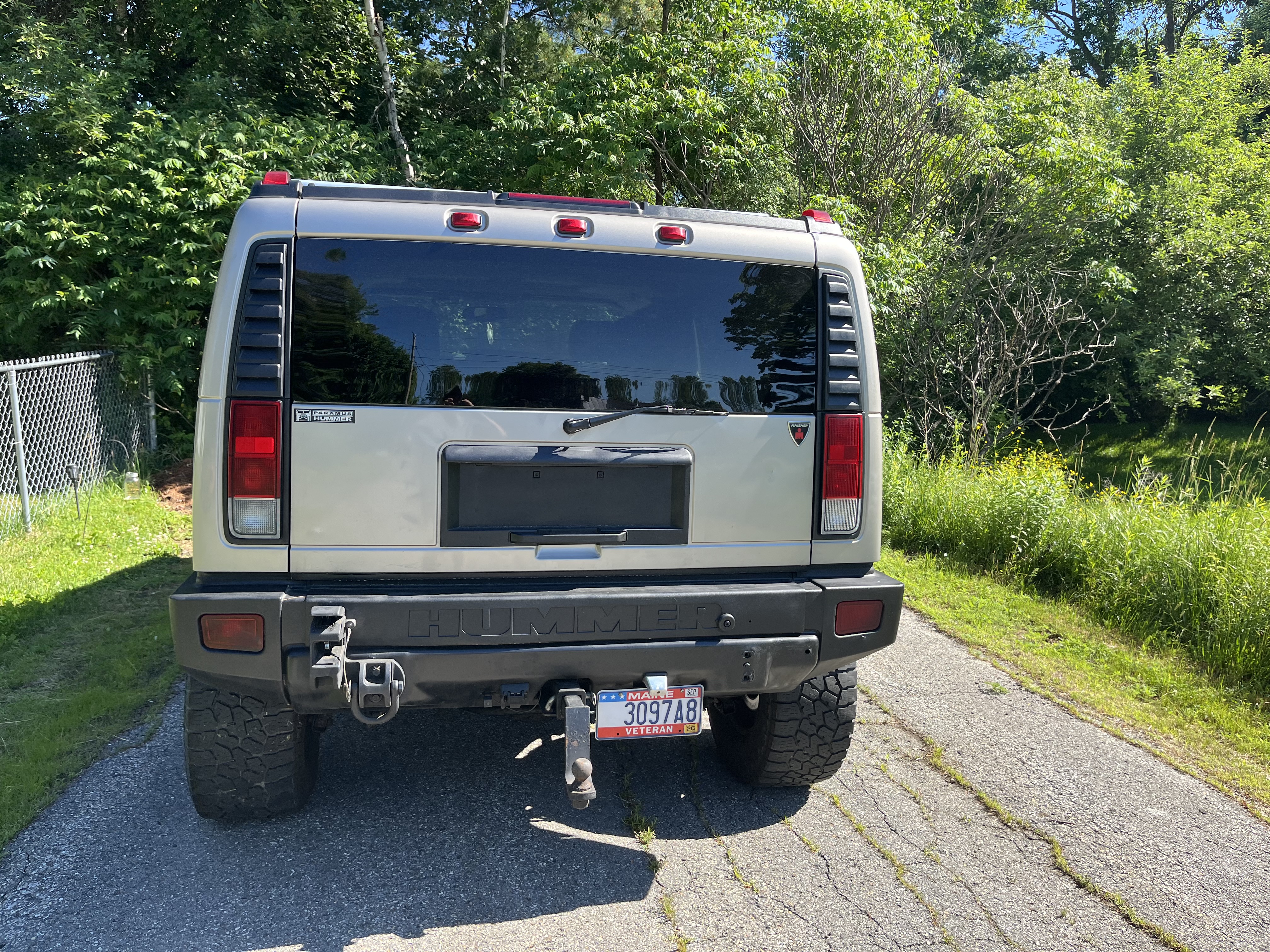 Used 2005 HUMMER H2 w/ Preferred Equipment Group AWD/4WD image 2