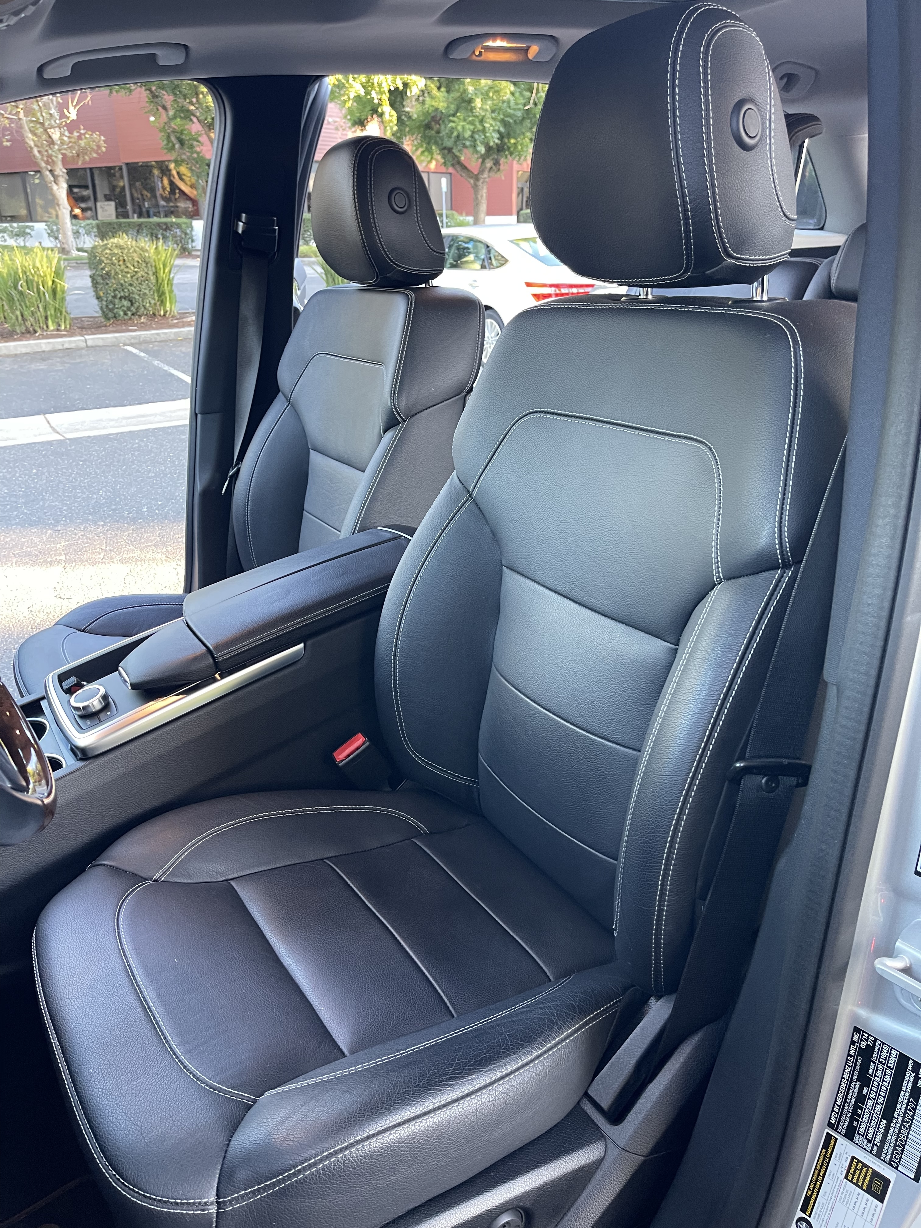 Used 2014 Mercedes-Benz ML 550 4MATIC image 9