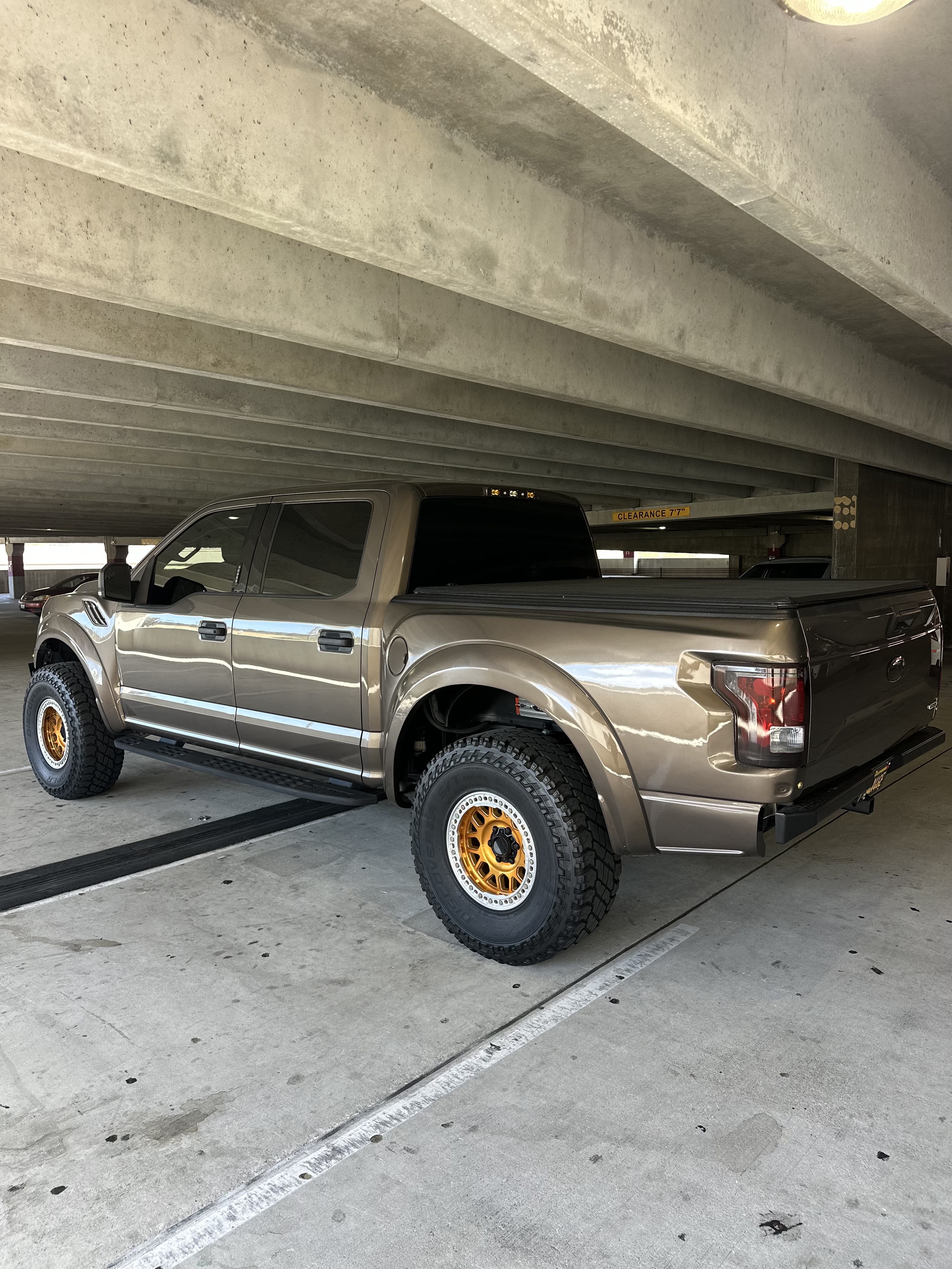 Used 2015 Ford F150 XLT w/ Equipment Group 301A Mid AWD/4WD image 8