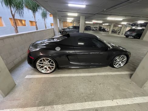 Used 2012 Audi R8 V10 AWD/4WD image 8
