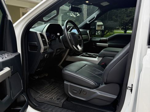 Used 2022 Ford F250 Lariat w/ Tremor Off-Road Package AWD/4WD image 9